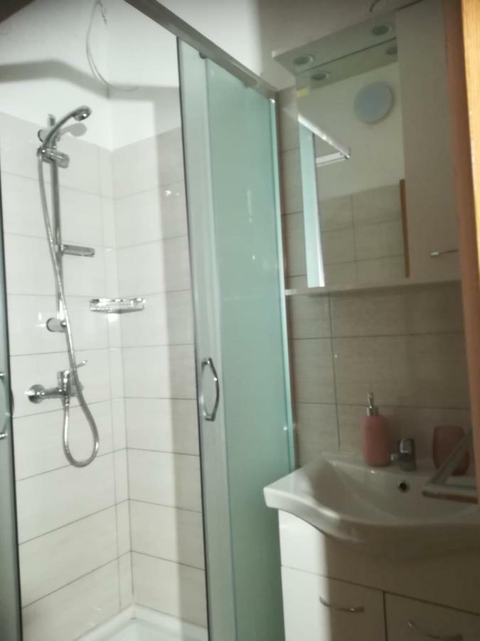 Filip 2 Hotel Биоград на Мору Екстериор снимка