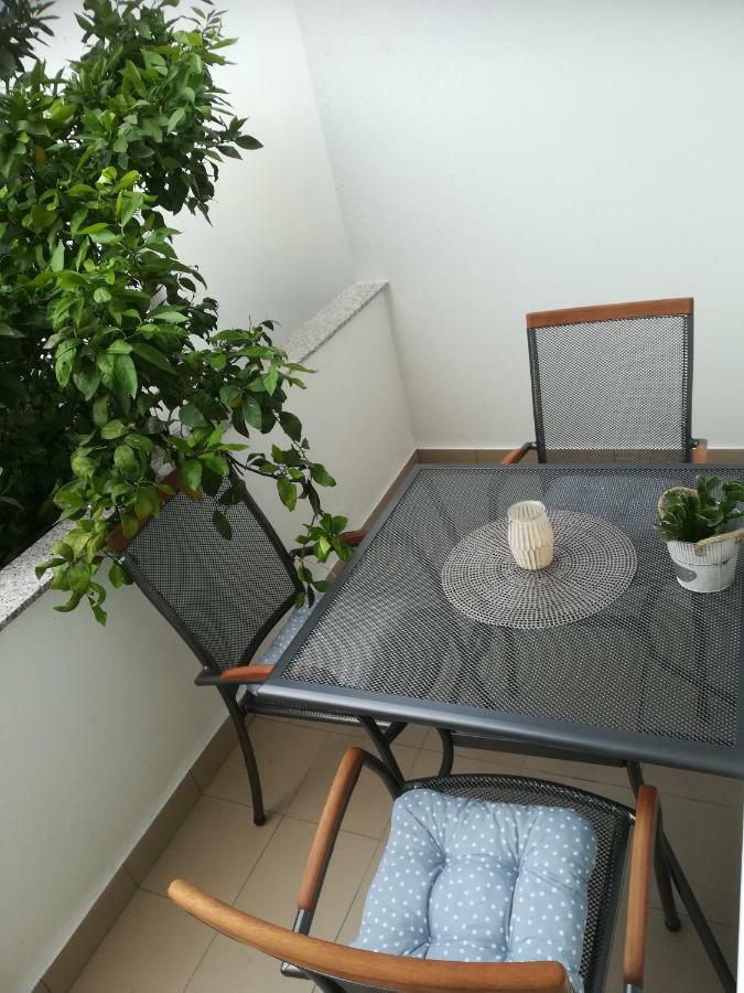 Filip 2 Hotel Биоград на Мору Екстериор снимка
