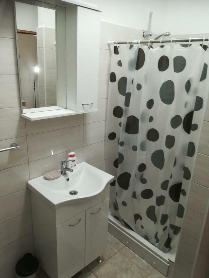 Filip 2 Hotel Биоград на Мору Екстериор снимка